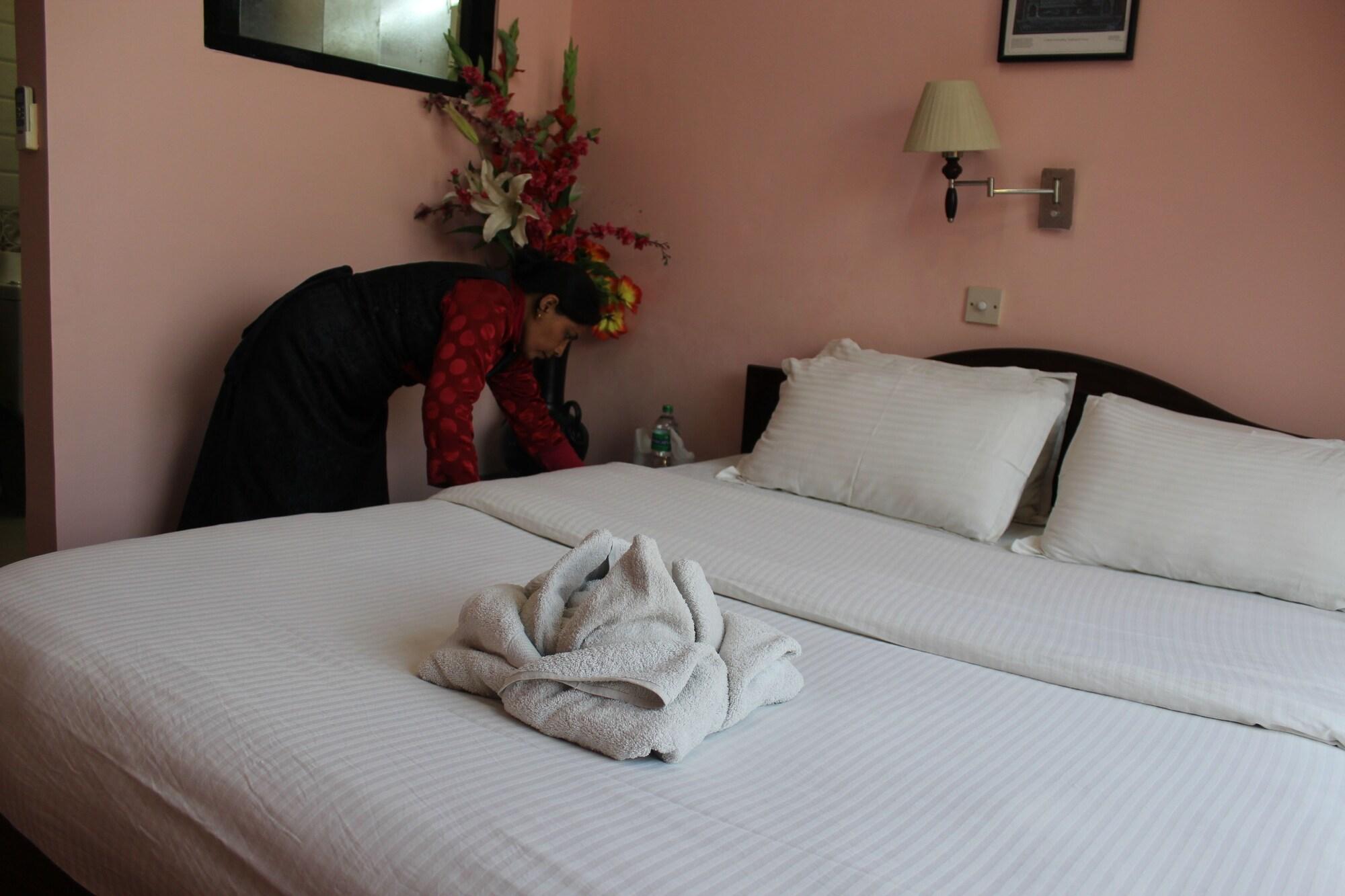 Hotel Buddha Land Kathmandu Bagian luar foto