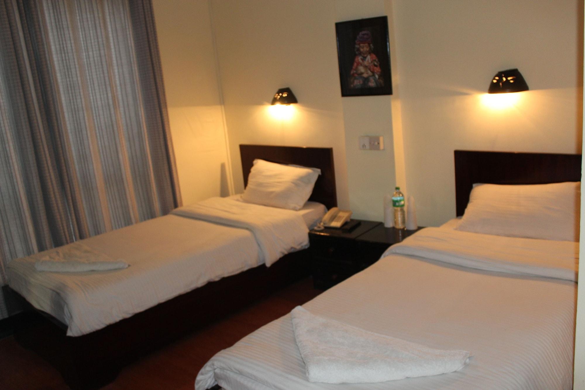 Hotel Buddha Land Kathmandu Bagian luar foto